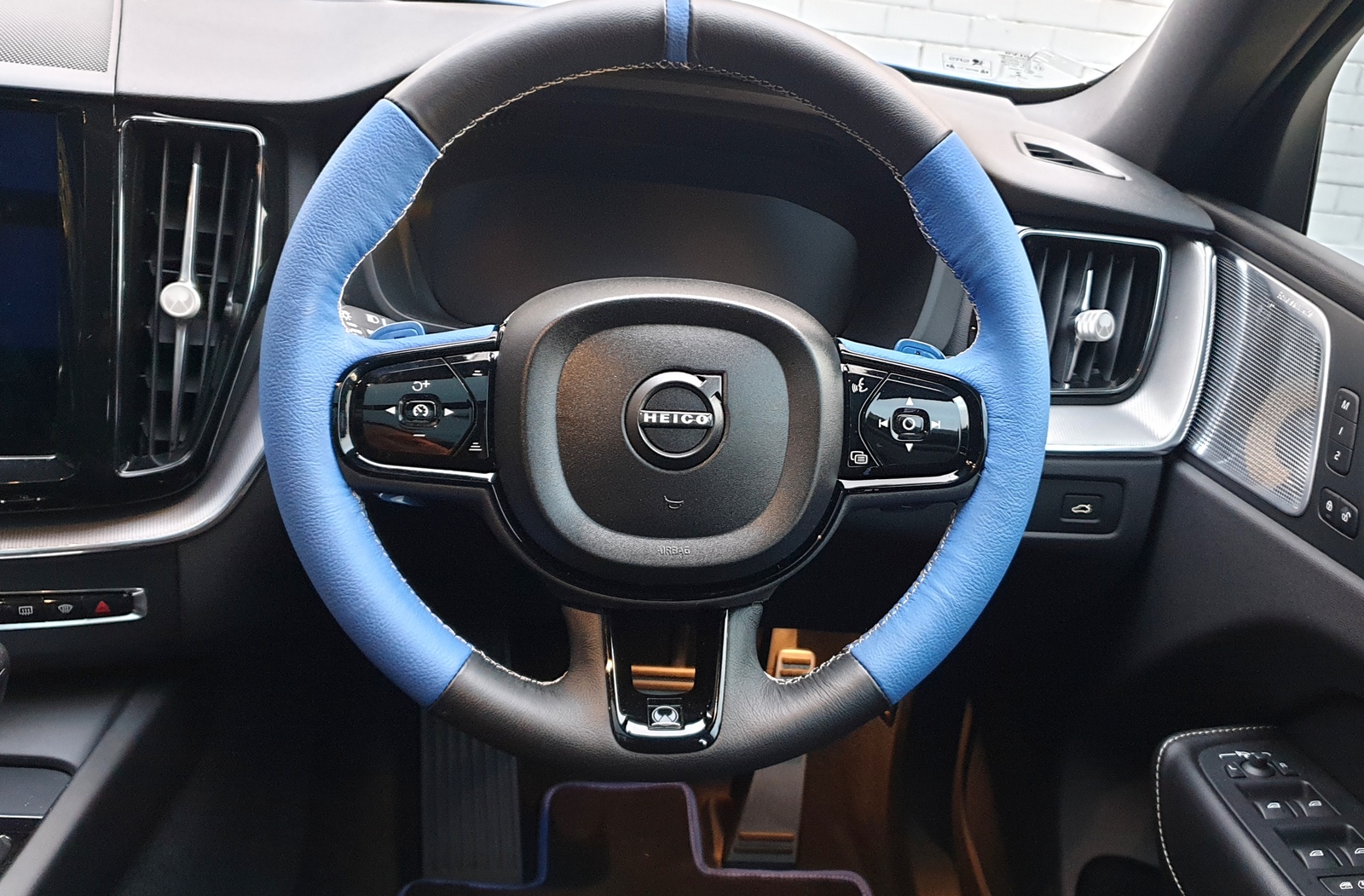 Volvo xc60 steering wheel deals
