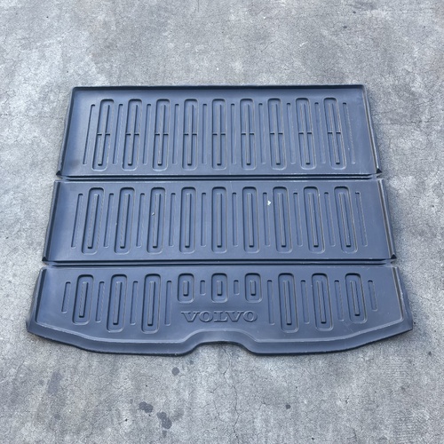 Volvo XC60 Plastic Luggage Compartment Mat