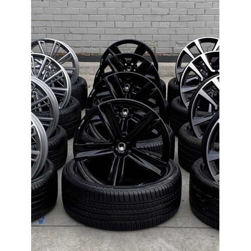 HEICO SPORTIV VOLUTION® V. 9.0x21" Gloss Black Alloy Rim -